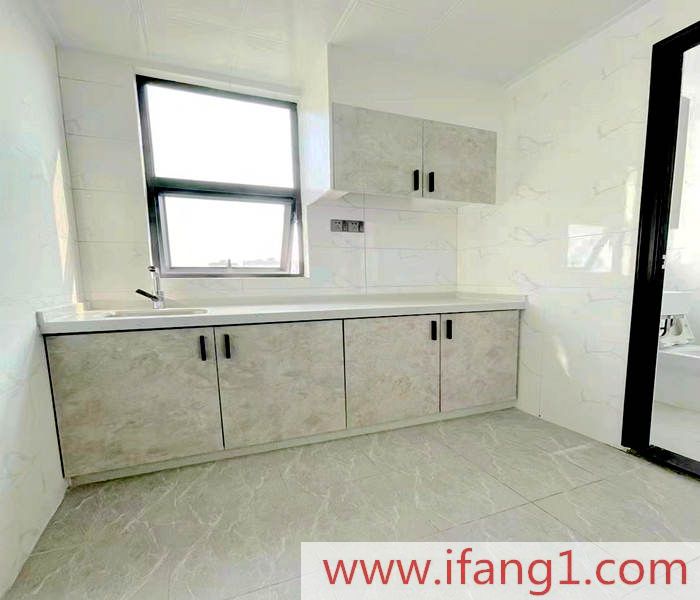 <a href=/fuyong/ target=_blank class=infotextkey>深圳福永小產(chǎn)權房</a>